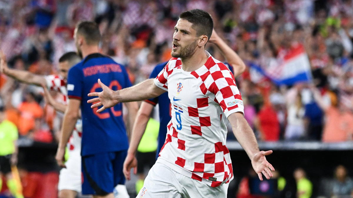 Ku Croatia tiến vào chung kết Nations League